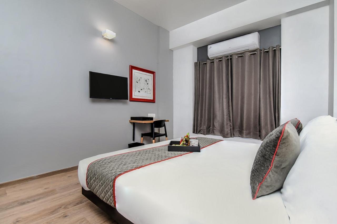 Oyo Townhouse 044 Sector 14 Gurugram Hotel Gurgaon Exterior photo
